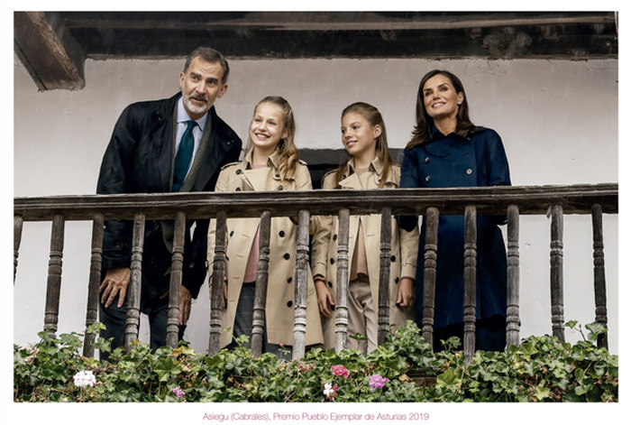 Las felicitaciones navideñas de los Reyes desde el nacimiento de Leonor 15 Moncloa Reyes
