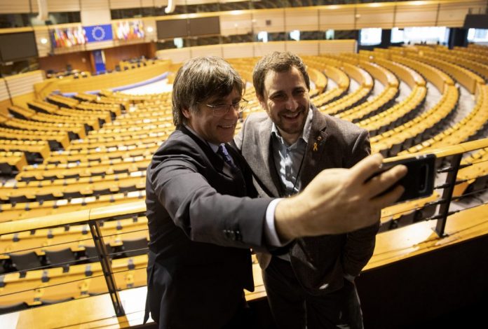 Vox - Puigdemont Comin eurodiputados
