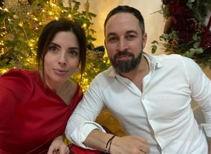 Santiago Abascal, líder de VOX, celebra la Navidad en compañía de su mujer y sus hijos