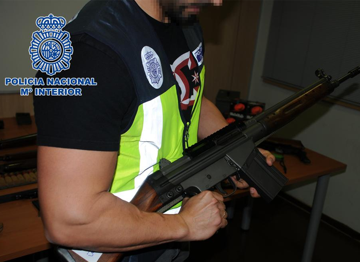 La Policía Nacional interviene un depósito de armas de guerra y municiones en Martorell