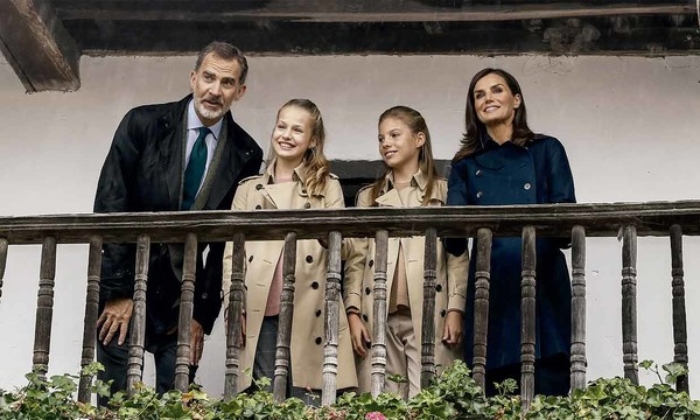 Las felicitaciones navideñas de los Reyes desde el nacimiento de Leonor Las felicitaciones navideñas de los Reyes desde el nacimiento de Leonor
