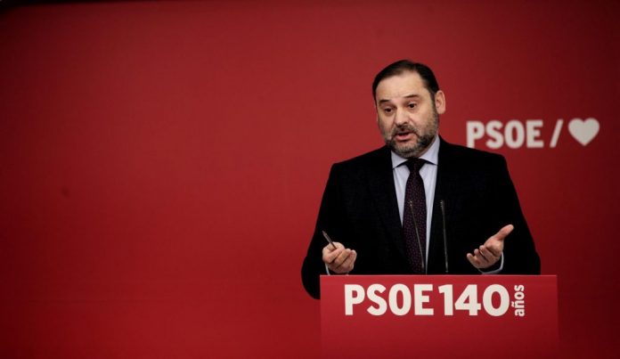 PSOE pin parental veto parental