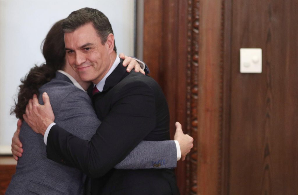 Los 'Parásitos' de La Moncloa predijeron en 2015 la situación del PSOE 1 Moncloa 'Parásitos'