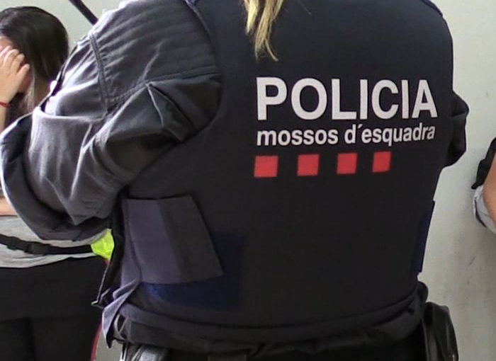 Los Mossos d'Esquadra encuentran un cadáver en un hotel ubicado en Sant Adriá de Besós (Barcelona)