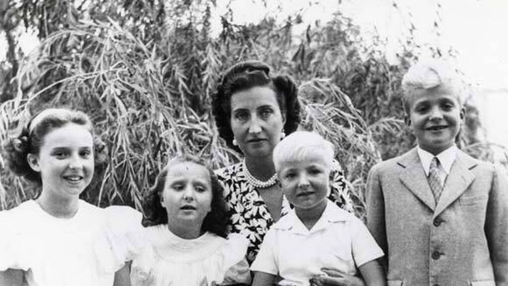 Así ha sido la vida de Pilar de Borbón 2 Moncloa Pilar de Borbón