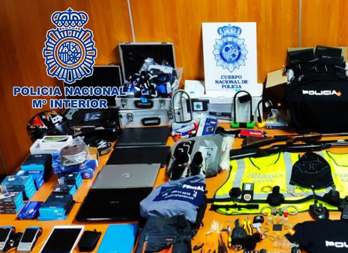 La Policía Nacional desarticula una banda de policías ful en Madrid