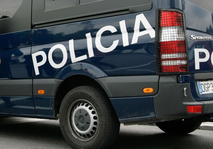 Granada: 6 detenidos en un club de alterne de Motril por trata de personas 1 Moncloa Seis detenidos en un club de alterne de Granada por trata de personas