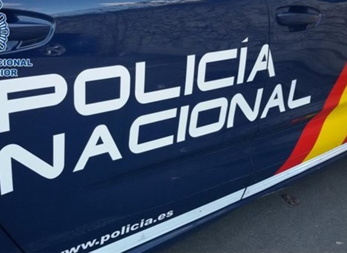 Un joven y una mujer fallecen en un incendio en Huelva