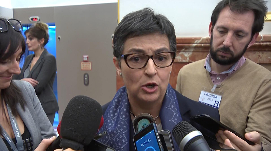 González Laya defiende la calidad del material adquirido a China y niega un 