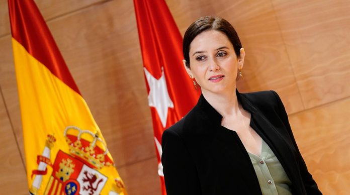 Díaz ayuso ley LGTBI