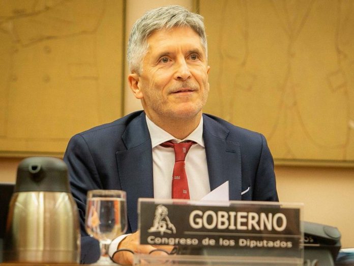 Marlaska avisa que sólo se permiten ya desplazamientos esenciales