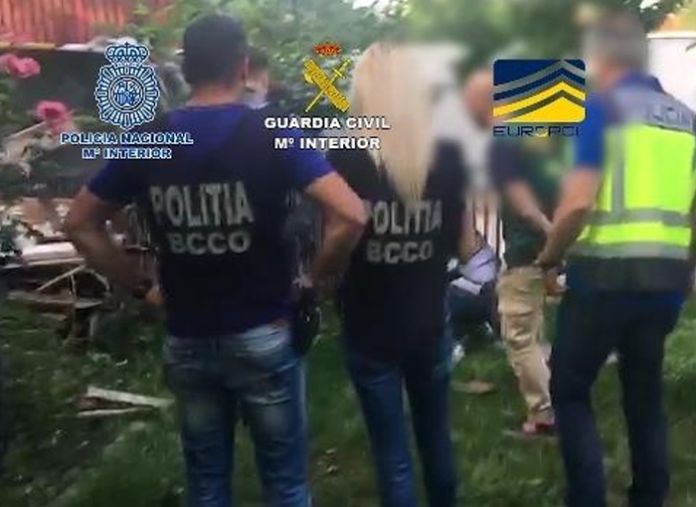 Desarticulada una organización internacional que explotaba a víctimas captadas en Rumanía con el método Lover Boy