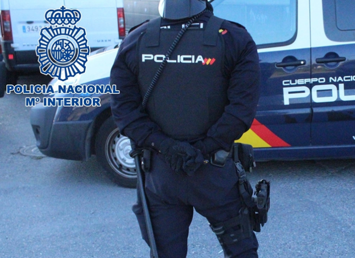 La Policía Nacional ha detenido a 15 personas por distribuir pornografía infantil en las redes sociales