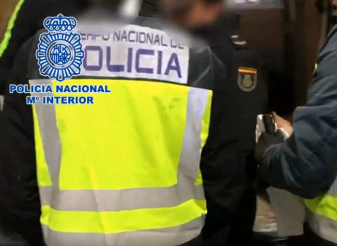 La Policía Nacional desarticula una organización especializada en el robo de vehículos en Alicante