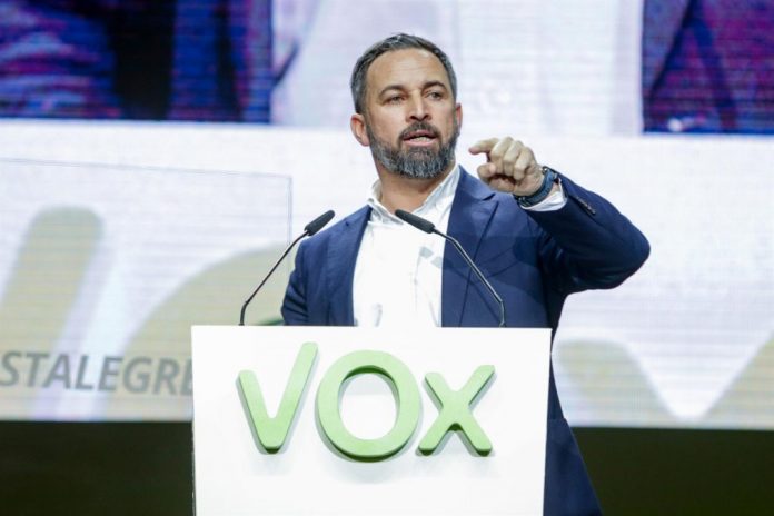 Santiago Abascal prensa periodismo