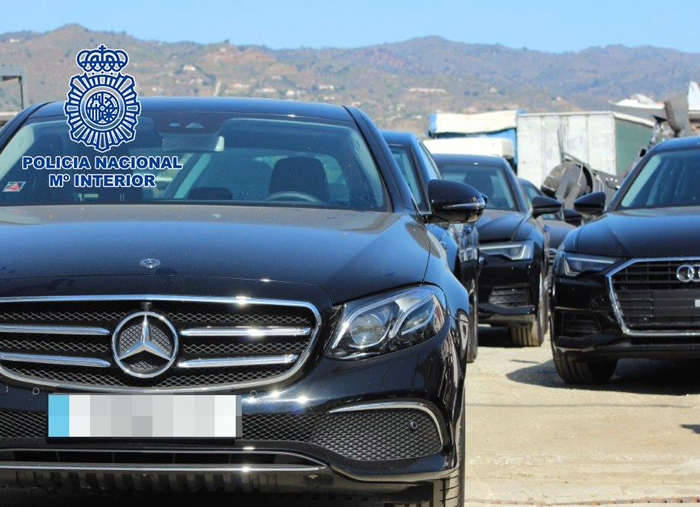 La Policía Nacional desarticula un grupo criminal especializado en blanquear vehículos de lujo