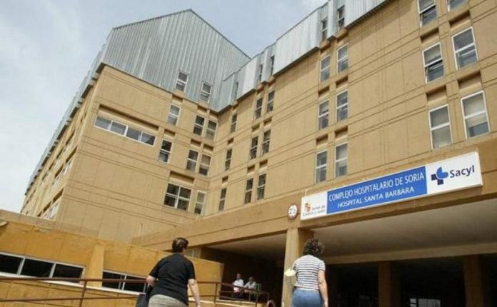 Cataluña recomienda no ingresar pacientes mayores de 80 años en la UCI
