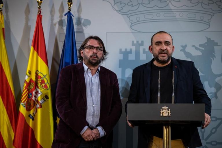 CC.OO. y UGT de Cataluña urgen a crear una «mesa de diálogo social»