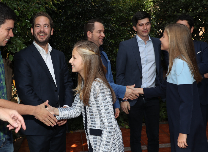 Las hijas de los reyes Felipe VI y Letizia participarán en la lectura de "El Quijote" del Círculo de Bellas Artes de Madrid.