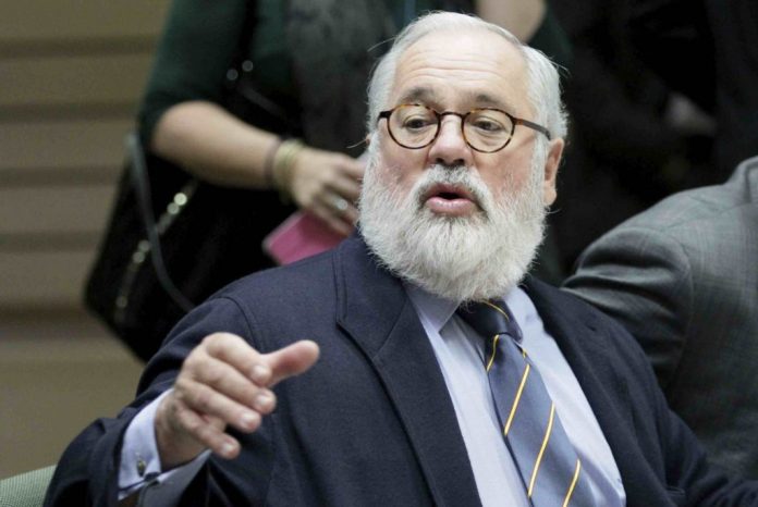 ¿Qué fue de Miguel Arias Cañete, ex ministro de Aznar y Rajoy?