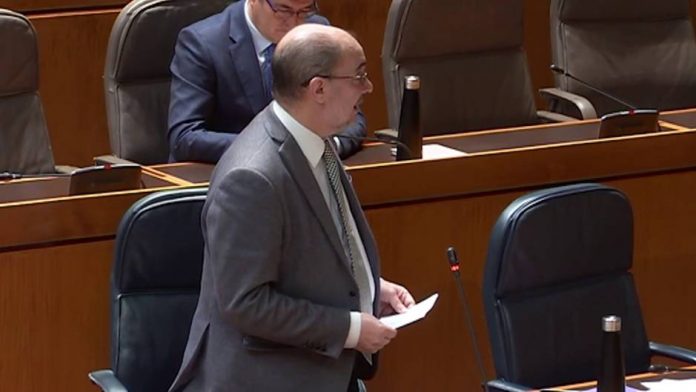 Lambán critica a Sánchez