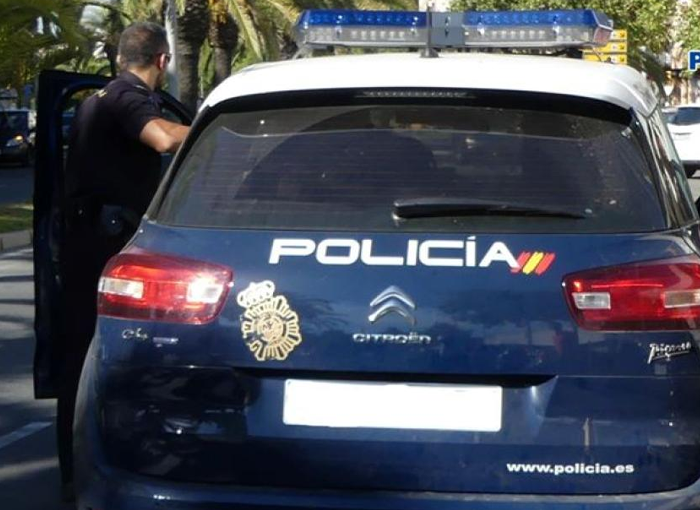 Detenidos dos varones responsables de sesenta delitos de scalping