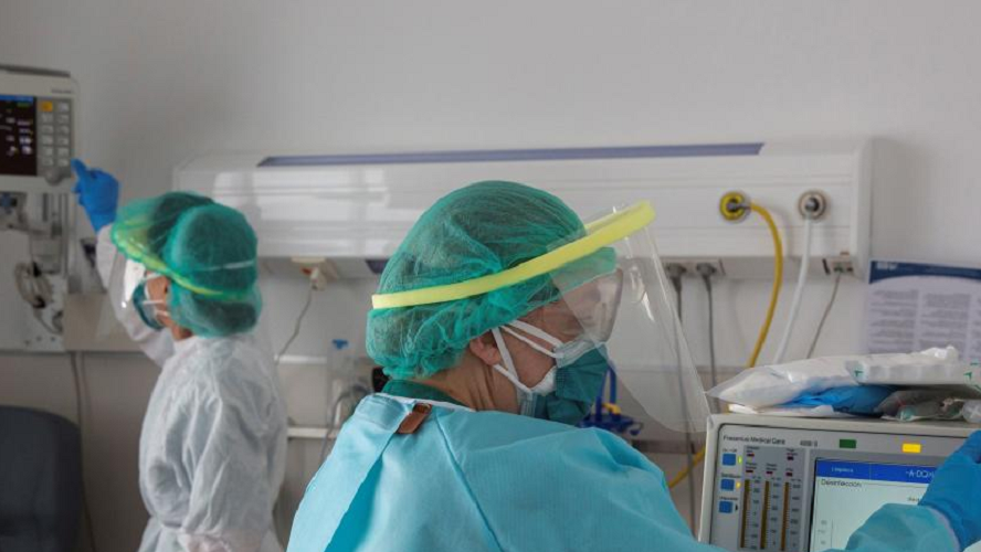médicos