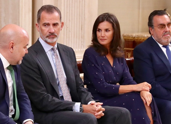 Letizia perdería la custodia de sus hijas.