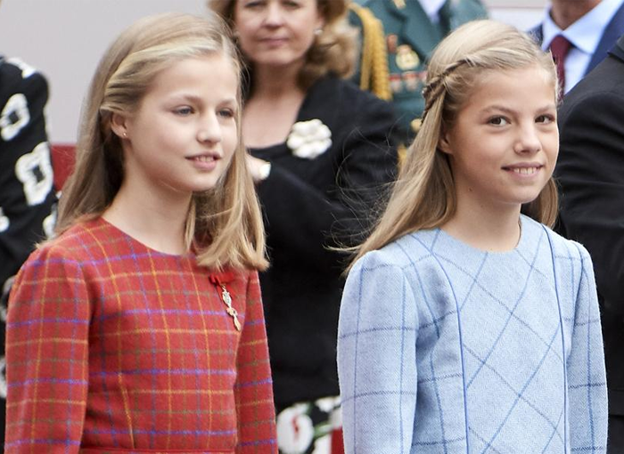 Leonor y Sofía durante un evento.