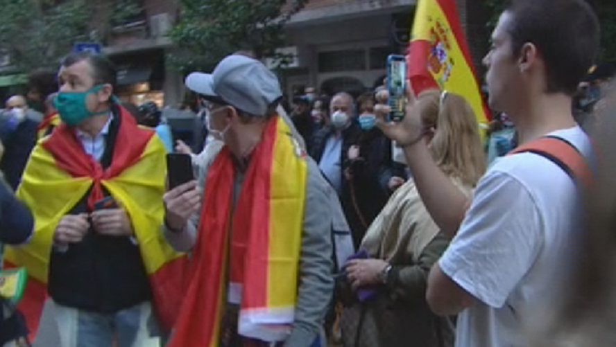 Vallecas contra las manifestaciones: 