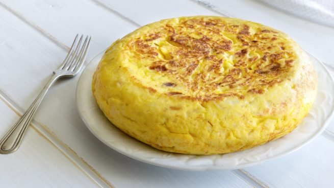 receta-de-tortilla-de-patatas-y-bacalao-655x368.jpg