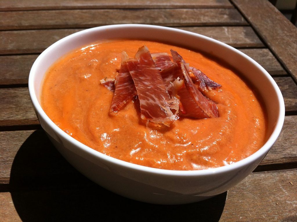Secretos que debes conocer para hacer un salmorejo perfecto