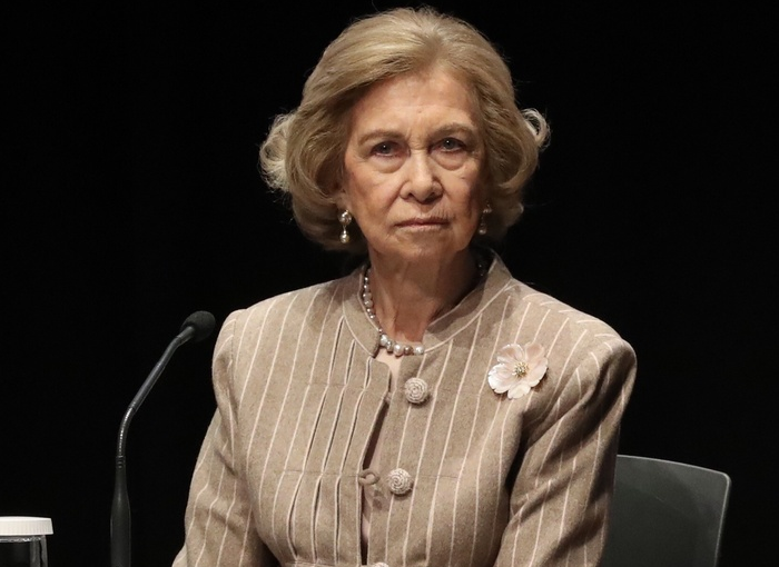 Así fue Doña Sofía como madre de Felipe VI, Elena y Cristina
