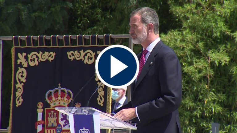 Homenaje del Rey a los Policías caídos durante la pandemia Homenaje del Rey a los Policías caídos durante la pandemia
