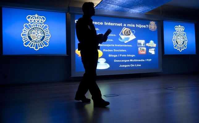 Los delitos que cometes cada vez que amenazas o insultas a través de las redes sociales