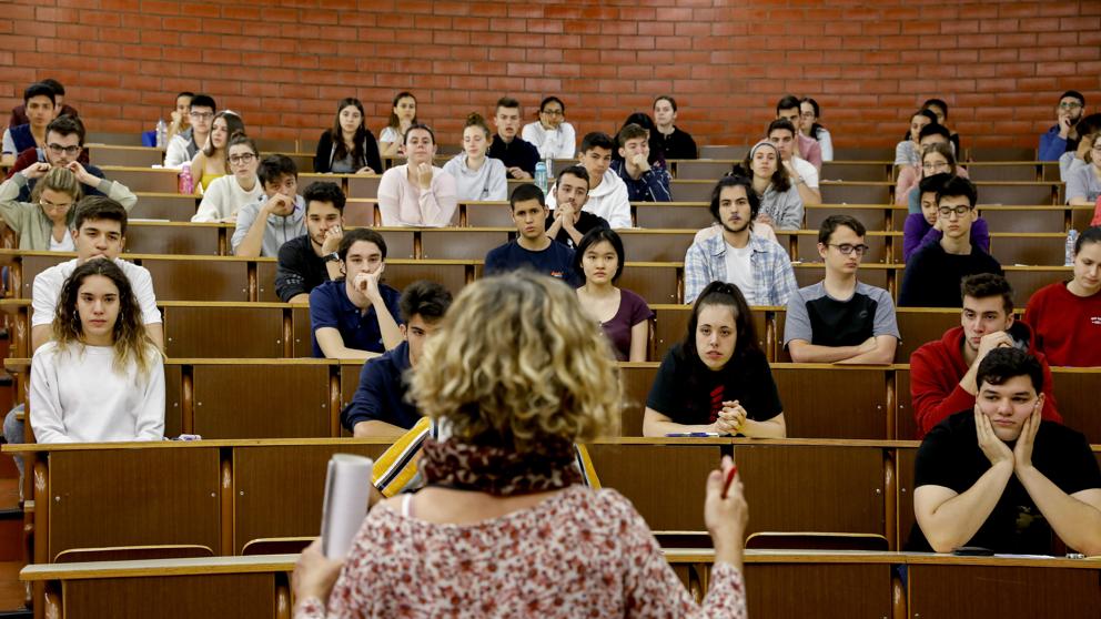La Selectividad más tardía, en verano y con mascarilla, arranca desde mañana