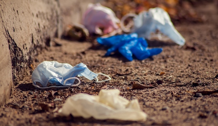 qué hacer con los desechables de mascarillas y guantes