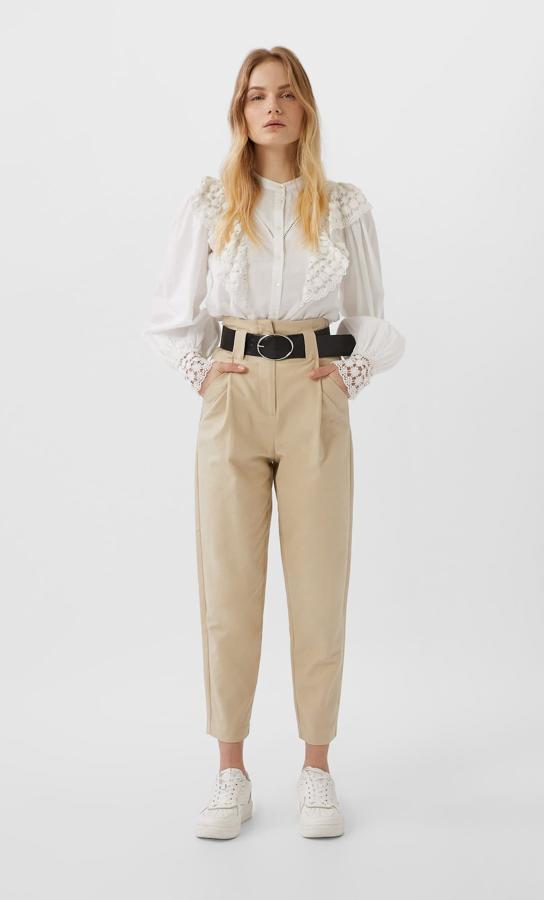 pantalon beige stradivarius