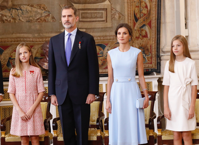 LA SOBREPROTECCIÓN DE LETIZIA SOBRE SUS HIJAS