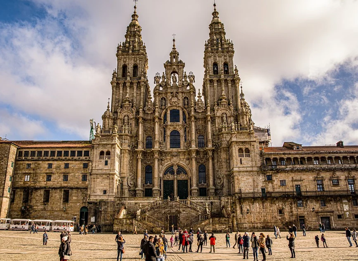 SANTIAGO DE COMPOSTELA, MUNDIALMENTE CONOCIDA