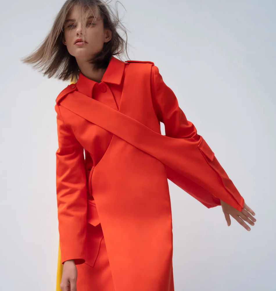 abrigo rojo zara