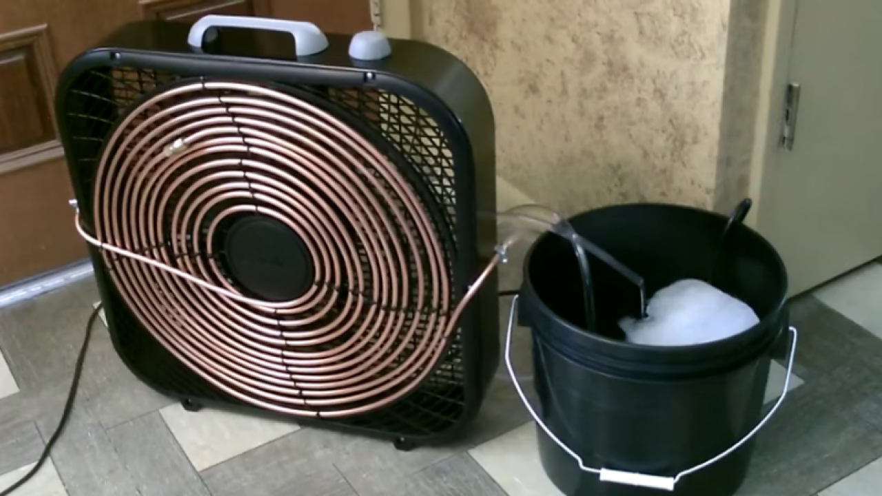 Permeabilidad Intervenir Blanco Cómo convertir tu ventilador barato en un buenísimo aire acondicionado Permeabilidad Intervenir Blanco Cómo convertir tu ventilador barato en un buenísimo aire acondicionado