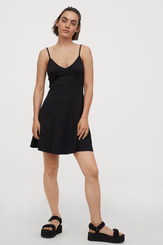 Vestido corto de punto moda 2020 en H&M  