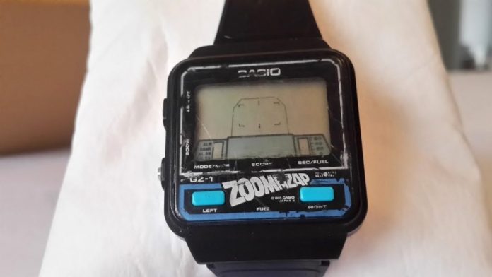 Así eran los relojes de los 80 y 90 con videojuegos incorporados