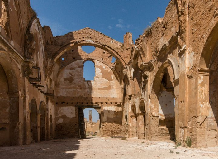 Pueblos fantasma de España para un fin de semana diferente