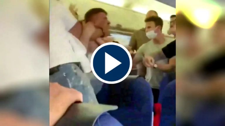 Vuelan los bofetones en pleno trayecto aéreo Vuelan los bofetones en pleno trayecto aéreo