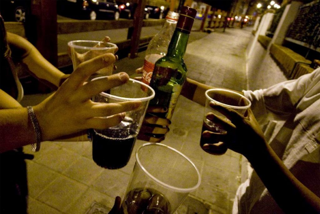 botellones jovenes covid-19