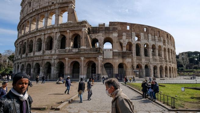 Italia someterá a test de COVID-19 a todos los viajeros procedentes de España
