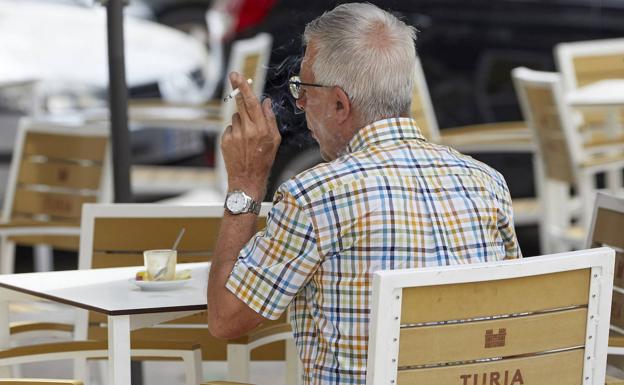 Nofumadores.org reúne más de 94.000 firmas para prohibir el humo en las terrazas