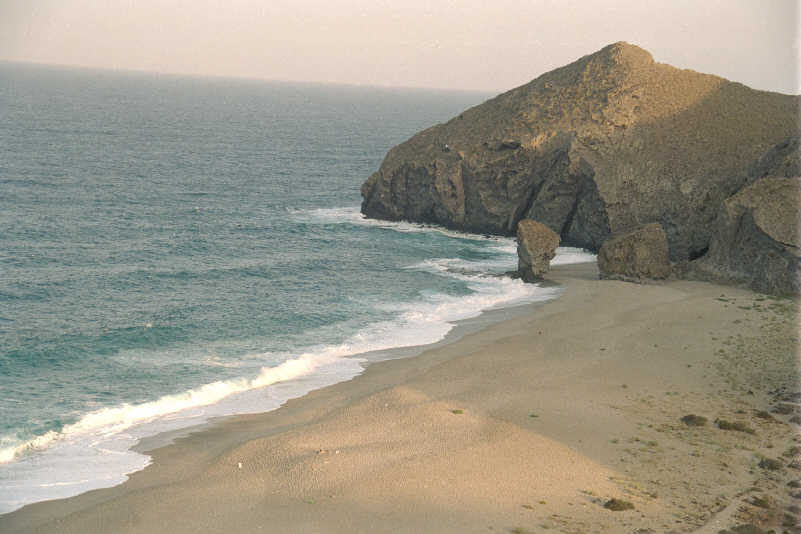 playa muertos andalucia